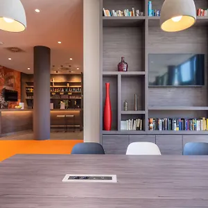 3* Hotel Campanile Berlin Brandenburg Airport