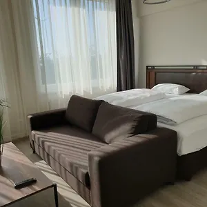 3* Aparthotel Motel Plus Schoenefeld